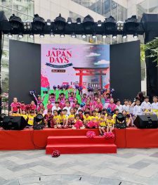 🎉 Màn trình diễn đầu tiên của năm học mới đã đại thành công♪ – tại Lễ hội Nhật Bản! 🎉